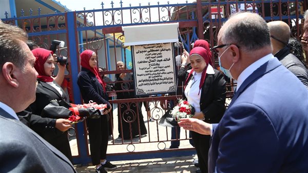محافظ القاهرة يفتتح مشروعات جهاز تنمية المشروعات لتطوير البنية الأساسية بالزاوية الحمراء