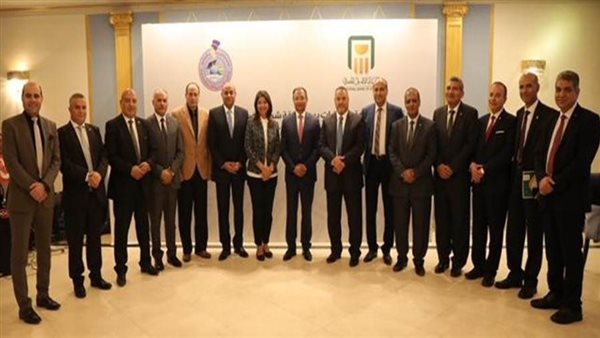تعاون مشترك بين البنك الأهلي ووزارة المالية وإدارة المنيا التعليمية