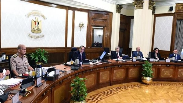 رئيس الوزراء: البدء فى الإعداد للمؤتمر الاقتصادي طبقًا لتوجيه الرئيس