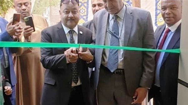 محافظ أسوان يشيد بدور الزراعى المصري.. وافتتاح 3 فروع للبنك بقرى حياة كريمة