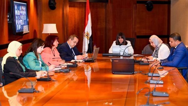 الهجرة: تخفيضات تصل لـ33% للمصريين بالخارج على رحلات «مصر للطيران»