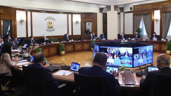 الحكومة تنفي إلغاء الدعم العيني للخبز وتحويله لنقدي تزامنًا مع الأزمة الاقتصادية العالمية