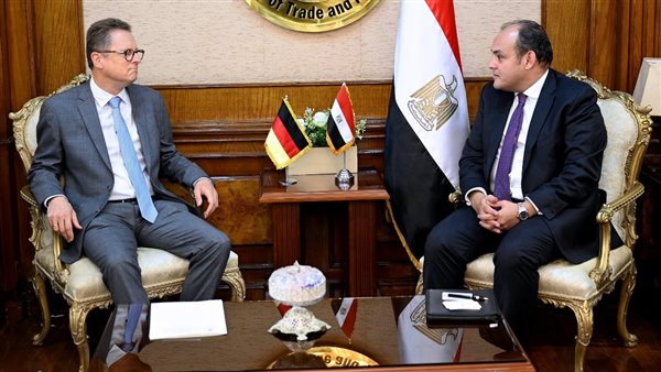 وزير التجارة والصناعة يبحث مع سفير المانيا بالقاهرة تعزيز العلاقات الاقتصادية المشتركة