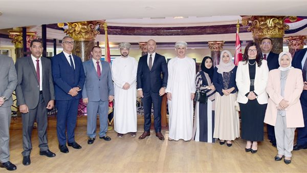 وفد بورصة مسقط يزور بورصة مصر لبحث اليات التعاون المشترك
