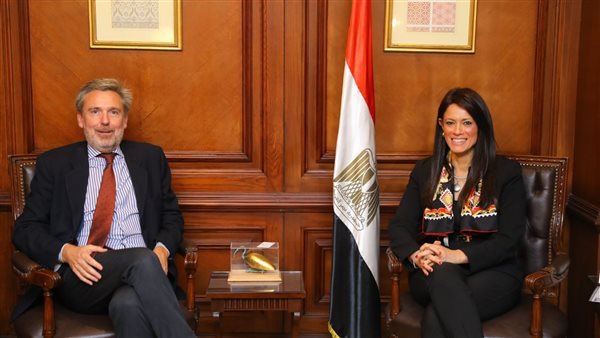 رانيا المشاط وزيرة التعاون الدولي تبحث مع السفير الإيطالي نتائج مؤتمر المناخ COP27 