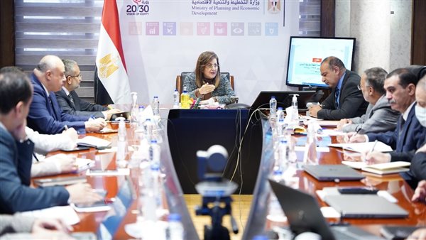 وزيرة التخطيط والتنمية الاقتصادية تعقد اجتماعًا لوضع ملامح خطة 23/2024