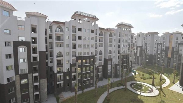 وزير الإسكان: بدء تسليم وحدات الحي السكني R3 بالعاصمة الإدارية الجديدة.. اليوم