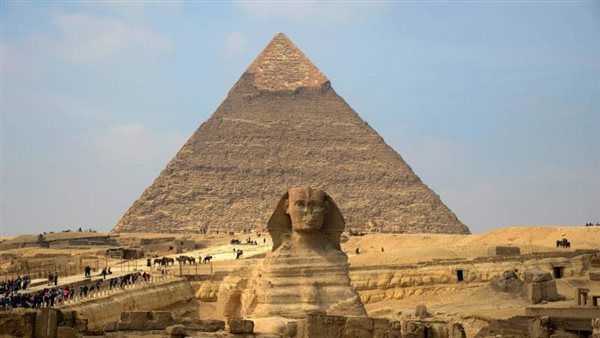 البنك المركزي: 43.5% نموًا بالإيرادات السياحية لتسجل 4.1 مليار دولار بالربع الأول 2022/2023