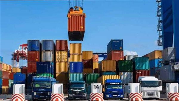 الإحصاء: تراجع قيمة العجز فى الميزان التجارى 38.5% فى شهر نوفمبر 2022