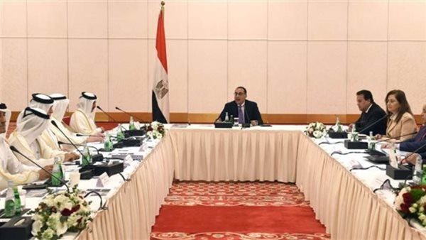 رئيس الوزراء: الدولة بصدد إنهاء موضوع تذبذب سعر الصرف بالتنسيق مع المركزي