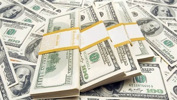 الدولار يرتفع عالميا وسط توقعات رفع الفائدة