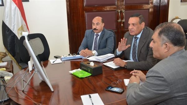 وزير التنمية المحلية يتابع جهود توفير السلع الغذائية للمواطنين بأسعار مخفضة