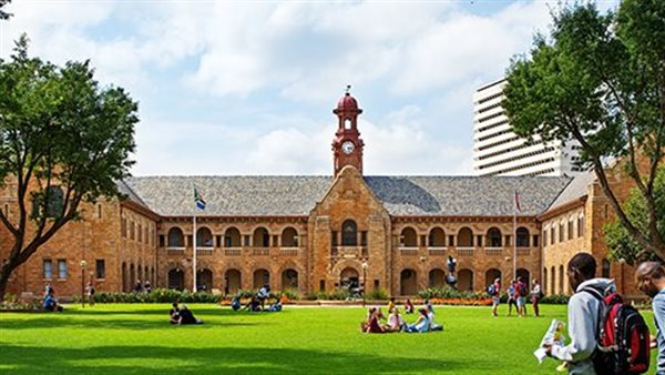 أكبر جامعات جنوب إفريقيا تُحيي تاريخ الدبلوماسي المُخضرم 