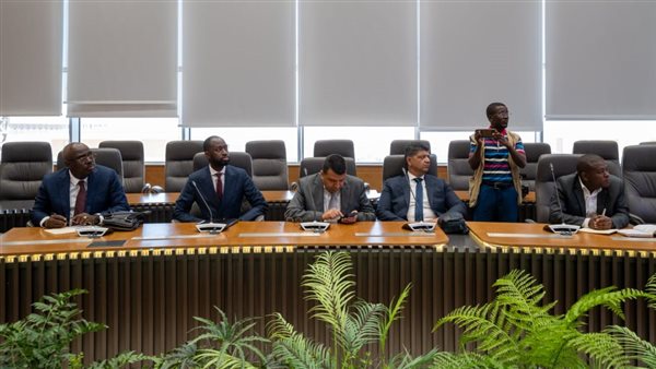 المهندس محمد محلب: ندرس مشروعات البنية التحتية في قطاع المقاولات في أنجولا