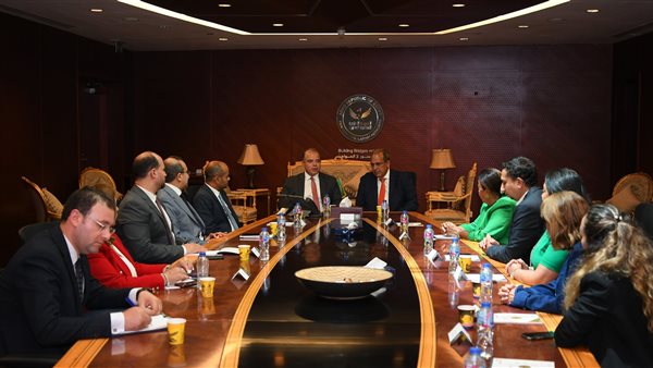 الرقابة المالية توقع بروتوكول تعاون مع الجامعة البريطانية لتعزيز مستويات الثقافة المالية 