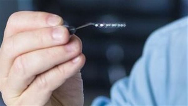 غرسات تحت الجلد تتيح فتح الأبواب تلقائيًا والتعرف على هويتك