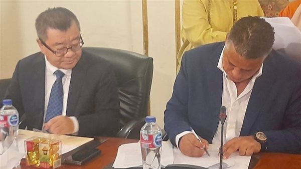 بالصور.. اتحاد المستثمرين يوقع مذكرة تفاهم استثمارية كُبرى لإنتاج حمض الفسفوريك والكبريتيك