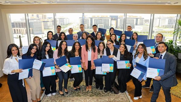  رانيا المشاط تلتقي خريجي برنامج التدريب الصيفي ٢٠٢٣ بوزارة التعاون الدولي