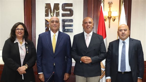 جهاز تنمية المشروعات يوقع عقد مع ريفي للتمويل متناهي الصغر بتمويل 150 مليون جنيه 