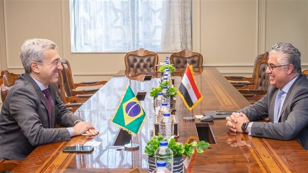اقتصادية قناة السويس تستقبل سفير البرازيل بالقاهرة لبحث سبل التعاون في مختلف المجالات