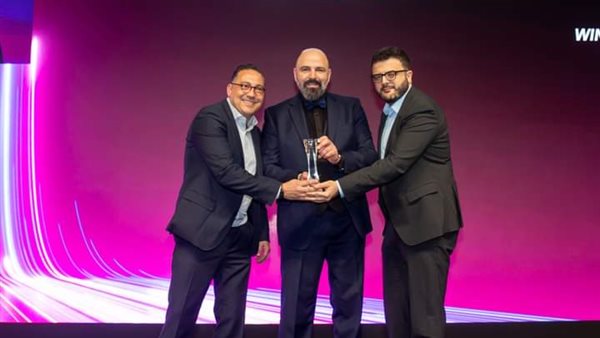 فريق EFG Hermes One يفوز بجائزة “أفضل منصة تداول