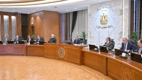رئيس الوزراء يؤكد أهمية مبادرة خفض أسعار عدد من السلع الأساسية 