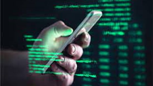 كيف تحمى هاتفك من الاختراق فى 6 خطوات عملية ؟