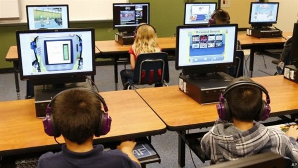 خبراء :  البنوك تتوسع في قروض التعليم للتخفيف على أولياء الأمور 