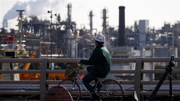 اليابان تزيد من إصدار السندات لتمويل حزمة اقتصادية وتدعم صناعة 