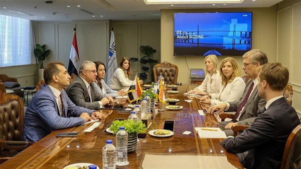 رئيس اقتصادية قناة السويس يستقبل السفير الهولندي وممثلي مؤسسة Invest International الهولندية