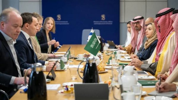 السعودية وفنلندا تبحثان سبل تطوير العلاقات الاقتصادية والتجارية
