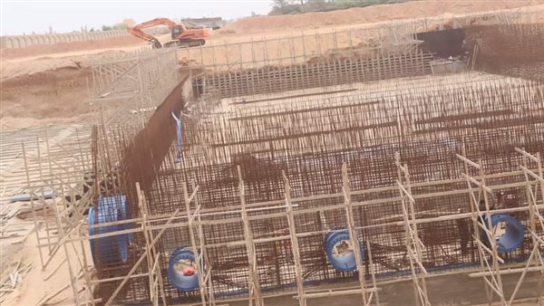 رئيس جهاز مدينة العاشر يتابع استكمال اعمال محطة المياه لخدمة 5 مدن جديدة