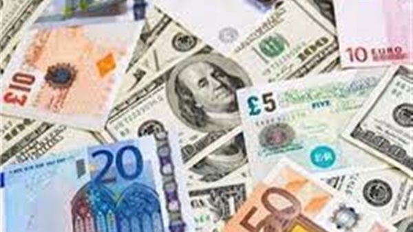 أسعار العملات اليوم الأربعاء.. ارتفاع اليورو والدينار الكويتي والجنيه الإسترليني