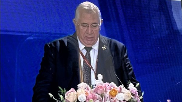 وزير الزراعة متحدثا رئيسيا أمام جلسة التجارة والاستثمار بالمنتدى الصينى الافريقي الزراعي 