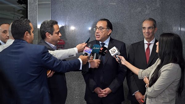 رئيس الوزراء: مُستقبل تكنولوجيا المعلومات حدوده السماء.. والشباب أهم ركائز هذi الصناعة المستقبلية 