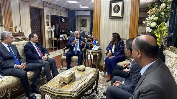 50 مليون جنيه لدعم صناعة الأثاث في دمياط من جهاز تنمية المشروعات