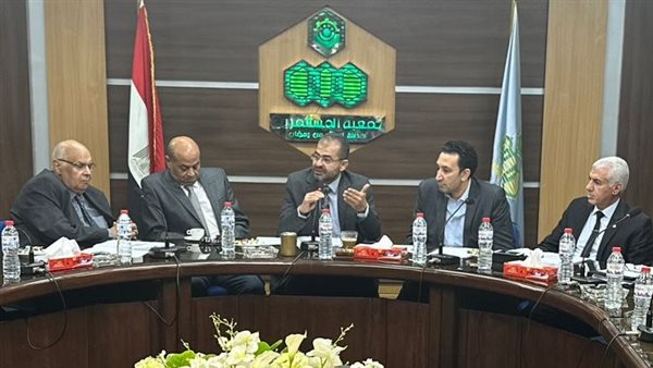 بالصور.. أول اجتماع للتعليم المزدوج التكنولوجي باتحاد المستثمرين في العاشر من رمضان 