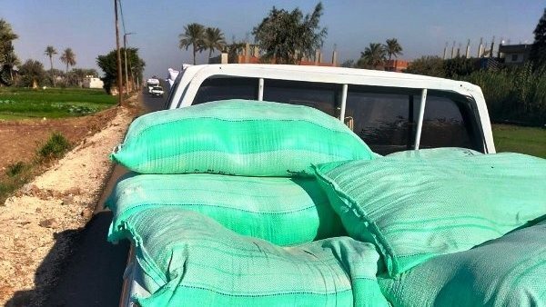 ضبط 6 أطنان دقيق بلدي قبل بيعه في السوق السوداء بالشرقية