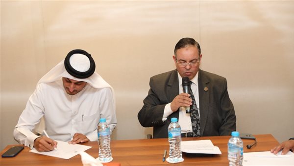 رئيس مصلحة الجمارك: تقديم كل التسهيلات للإفراج الفوري عن «شحنات الإغاثة» من معبر رفح 