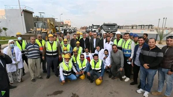 وزير الإسكان يوجه بتركيب كاميرات مراقبة بمحطات المياه في المدن الجديدة