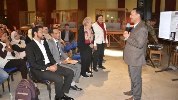 المتحف المصري بالتحرير يطلق مبادرة «لسان المصري»| صور