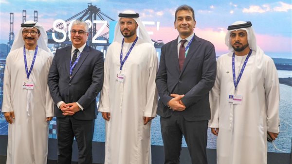رئيس اقتصادية قناة السويس يبحث مع مجموعة موانئ دبي سبل التعاون المشترك 