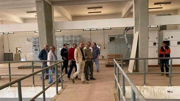 رئيس جهاز القاهرة الجديدة يشهد تشغيل أولى مراحل رافع الصرف الصحي.. صور