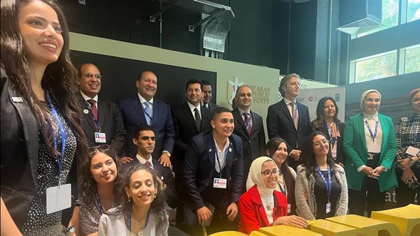 السفير هشام بدر يستعرض نجاح المبادرة الوطنية للمشروعات الخضراء الذكية بالإمارات