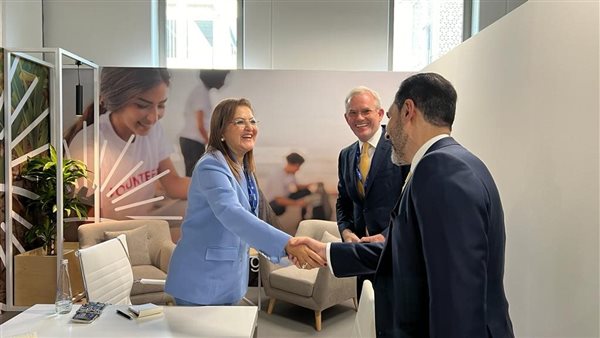 وزيرة التخطيط تلتقي ممثلي شركة فورتسكيو للطاقة الخضراء لتعزيز سبل التعاون 