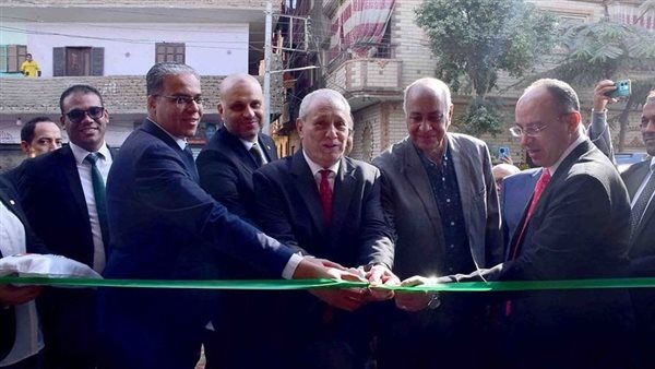 محافظ الأقصر يفتتح فرع البنك الأهلي المصري بأرمنت| صور