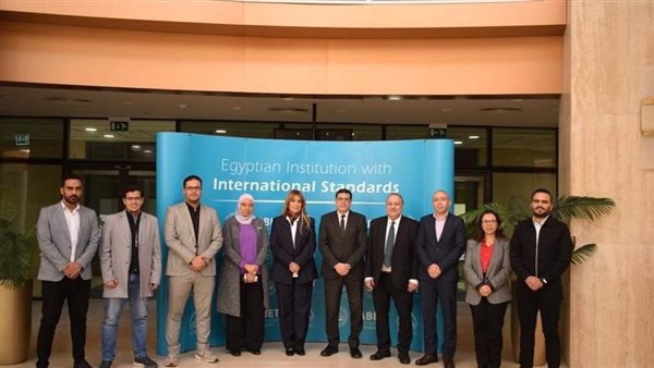 مستشار محافظ البنك المركزي يزور مدينة زويل للعلوم لبحث التعاون المشترك|صور 