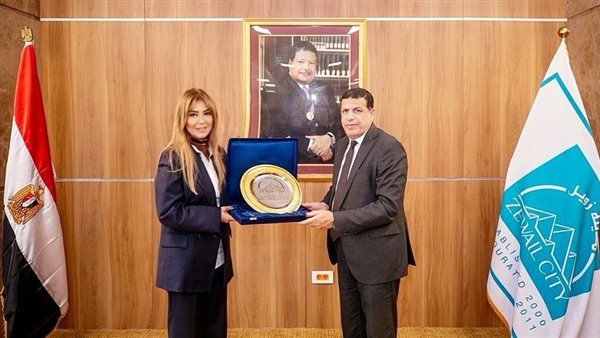 «المركزي» يدعم الكوادر الطلابية المتميزة بمدينة زويل للعلوم والتكنولوجيا والابتكار