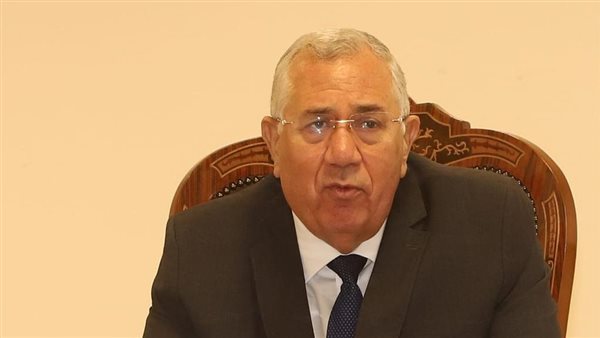 القصير يتابع الموقف التنفيذي لمشروع برايد بمطروح ويشيد بالتعاون مع الإيفاد