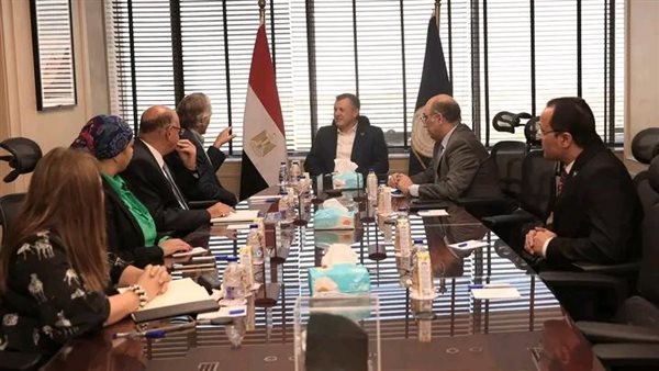 وزير الآثار يستعرض استراتيجية ترويج سياحة اليخوت في مصر
